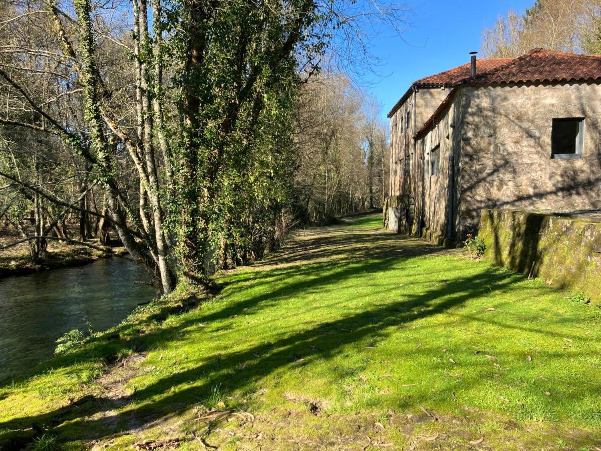 Casa Rio Vez - Riverfront Arcos de Valdevez Exterior photo
